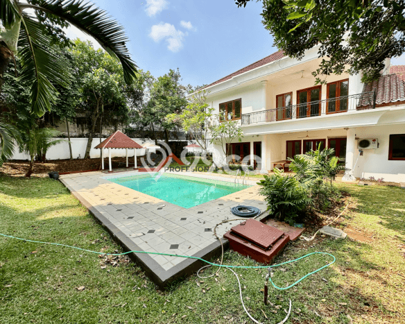 For Sale! Luxury House LT 1420m2 Desain Elegan di Kemang For Sale! Luxury House LT 1420m2 Desain Elegan di Kemang