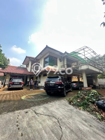 Ready to Use! Premium House LT 1000m2 Desain Modern di Lebak Bulus Ready to Use! Premium House LT 1000m2 Desain Modern di Lebak Bulus