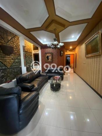 Siap Huni Rumah Mewah 5 Kamar di Semarang Timur Dekat ke Mana Saja Siap Huni Rumah Mewah 5 Kamar di Semarang Timur Dekat ke Mana Saja