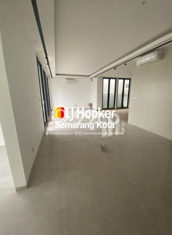 For Sale! Premium House LT 230m2 Desain Elegan di BSB City For Sale! Premium House LT 230m2 Desain Elegan di BSB City