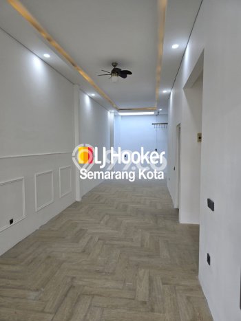 Dijual Rumah 2 Kamar Lokasi Strategis Bagus dan Strategis di Semarang Barat Dijual Rumah 2 Kamar Lokasi Strategis Bagus dan Strategis di Semarang Barat