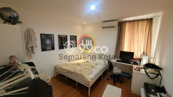 Rumah Elit LB 250m2 Siap Pakai Desain Elegan di Bukit Sari, Semarang Rumah Elit LB 250m2 Siap Pakai Desain Elegan di Bukit Sari, Semarang