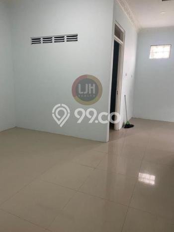 For Sale Rumah 4 Kamar Lokasi Strategis Nyaman dan Strategis di Semarang Barat For Sale Rumah 4 Kamar Lokasi Strategis Nyaman dan Strategis di Semarang Barat