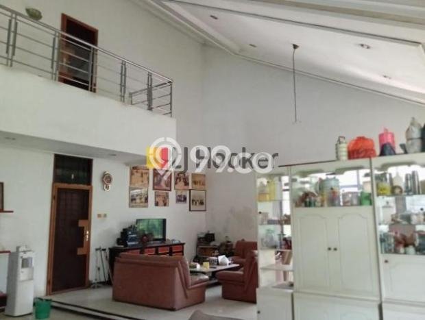 Siap Huni Hunian Elit 6 Kamar di Gajah Mungkur Dekat ke Mana Pun Siap Huni Hunian Elit 6 Kamar di Gajah Mungkur Dekat ke Mana Pun