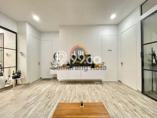 Jual Rumah Strategis Bagus Punya 5 KT di Semarang Barat Semarang SHM Jual Rumah Strategis Bagus Punya 5 KT di Semarang Barat Semarang SHM