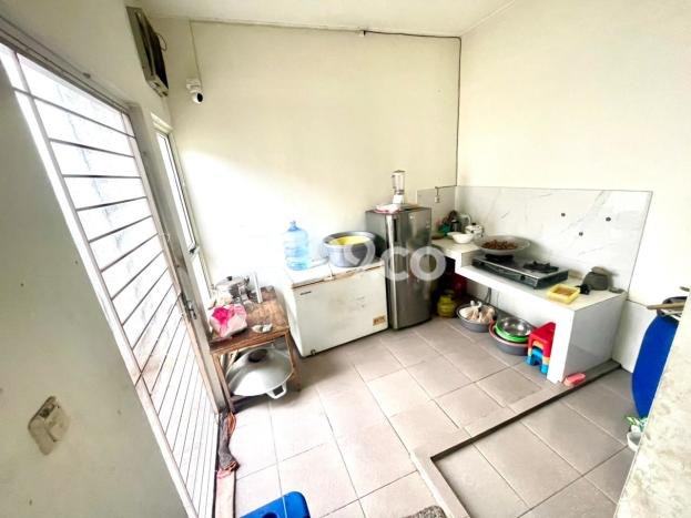 Hunian Strategis 2 KT LB 130m2 Kondisi Bagus di Suvarna Sutera Hunian Strategis 2 KT LB 130m2 Kondisi Bagus di Suvarna Sutera