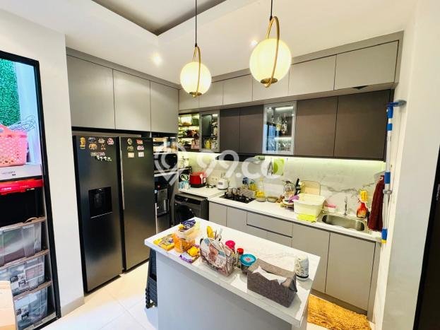 For Sale Rumah 3 Kamar Lokasi Ideal Bagus dan Strategis di BSD For Sale Rumah 3 Kamar Lokasi Ideal Bagus dan Strategis di BSD