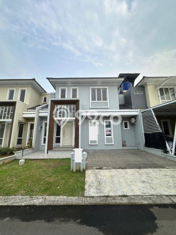 Rumah Minimalis 3 Kamar LT 180m2 di Suvarna Sutera Rumah Minimalis 3 Kamar LT 180m2 di Suvarna Sutera