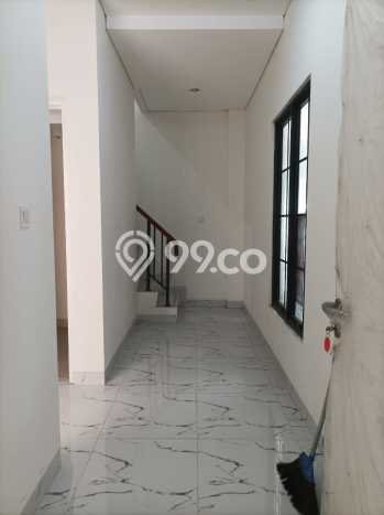 Rumah Minimalis 4 KT di Suvarna Sutera Tangerang Rumah Minimalis 4 KT di Suvarna Sutera Tangerang