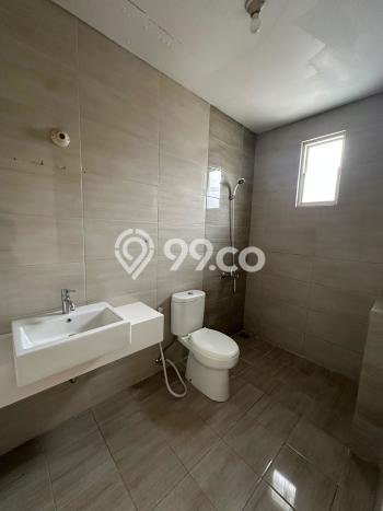 Rumah Minimalis 3 Kamar LT 180m2 di Suvarna Sutera Rumah Minimalis 3 Kamar LT 180m2 di Suvarna Sutera