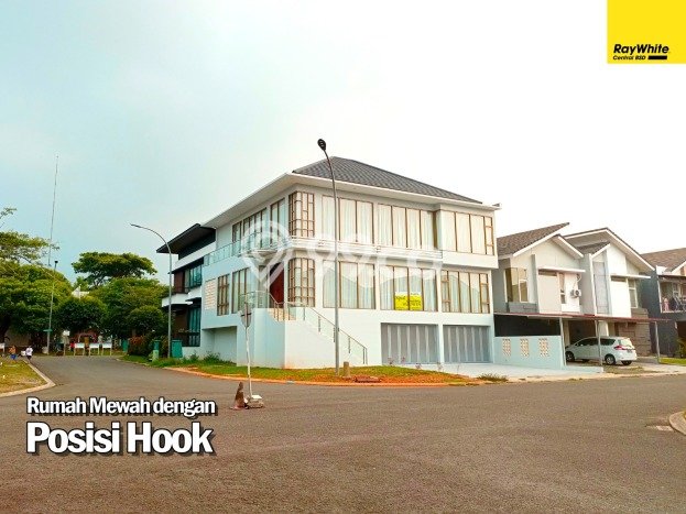 Ready to Use! Luxury House LT 300m2 Desain Modern di BSD The Icon Ready to Use! Luxury House LT 300m2 Desain Modern di BSD The Icon