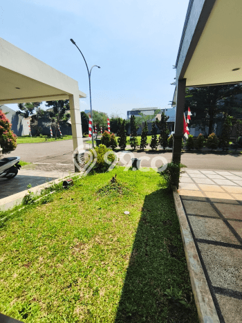 Rumah Elit LB 150m2 Siap Pakai Desain Elegan di BSD, Tangerang Rumah Elit LB 150m2 Siap Pakai Desain Elegan di BSD, Tangerang