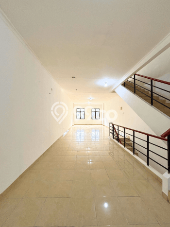 Ruko Dijual di Tangerang LT 85m2 & LB 200m2 Lokasi Terbaik! Ruko Dijual di Tangerang LT 85m2 & LB 200m2 Lokasi Terbaik!