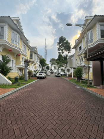 Rumah Elit Modern Tanpa Renovasi di Gading Serpong Tangerang Rumah Elit Modern Tanpa Renovasi di Gading Serpong Tangerang
