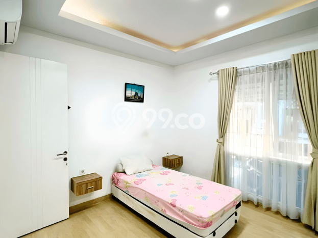 Dijual Rumah Strategis Bagus Punya 2 KT di BSD Tangerang Selatan SHM Dijual Rumah Strategis Bagus Punya 2 KT di BSD Tangerang Selatan SHM