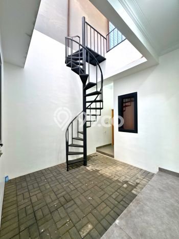 For Sale! Premium House LT 176m2 Desain Elegan di BSD City For Sale! Premium House LT 176m2 Desain Elegan di BSD City