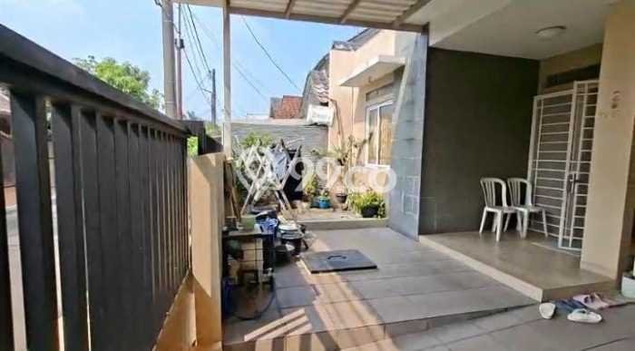 Hunian Nyaman Asri 2 KT Siap Pakai di Serpong Villa Melati Mas Tangerang Selatan Hunian Nyaman Asri 2 KT Siap Pakai di Serpong Villa Melati Mas Tangerang Selatan