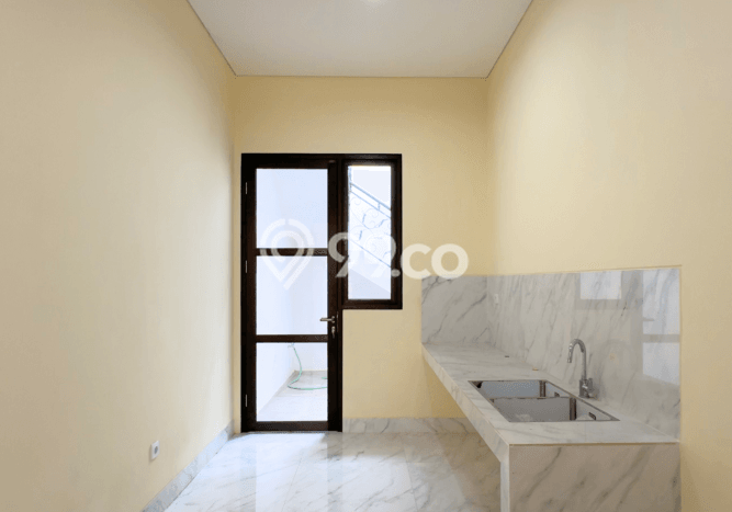 Rumah Elit Modern Siap Huni di BSD Puspita Loka Tangerang Rumah Elit Modern Siap Huni di BSD Puspita Loka Tangerang