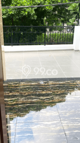 Rumah Luas Asri 3 KT Siap Huni di Villa Melati Mas Tangerang Selatan Rumah Luas Asri 3 KT Siap Huni di Villa Melati Mas Tangerang Selatan