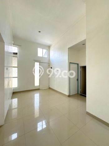 For Sale Rumah 2 Kamar Lokasi Ideal Bagus dan Strategis di Serpong For Sale Rumah 2 Kamar Lokasi Ideal Bagus dan Strategis di Serpong