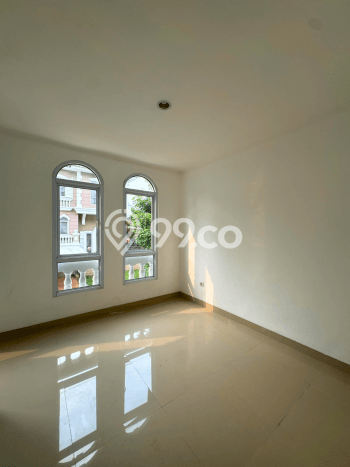 Rumah Elit Modern Tanpa Renovasi di Gading Serpong Tangerang Rumah Elit Modern Tanpa Renovasi di Gading Serpong Tangerang