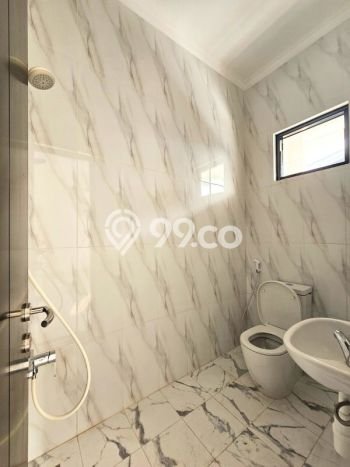 Rumah Modern 3 KT LT 72m2 di BSD Nusaloka Rumah Modern 3 KT LT 72m2 di BSD Nusaloka