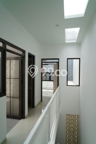 Jual Rumah Modern 4 KT di Bandung Selatan, Bandung Jual Rumah Modern 4 KT di Bandung Selatan, Bandung