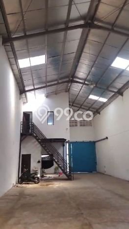 Gudang Area Komersial di , Luas 300m2m², Mainroad Gudang Area Komersial di , Luas 300m2m², Mainroad