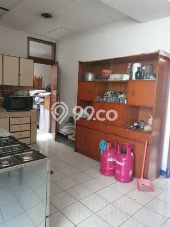 Disewakan! Rumah 4 Kamar Tidur &
4 Kamar Mandi di Bandung Kota, Bandung Disewakan! Rumah 4 Kamar Tidur &
4 Kamar Mandi di Bandung Kota, Bandung
