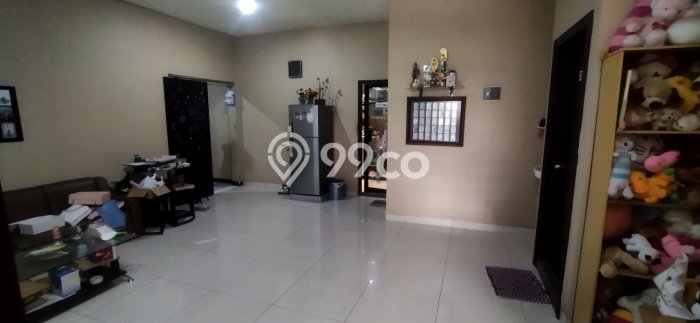 RARE UNIT! Rumah kawasan , 3 KT, Pemandangan Indah, LT 98m2m² LB 120m2m² RARE UNIT! Rumah kawasan , 3 KT, Pemandangan Indah, LT 98m2m² LB 120m2m²