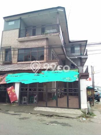 HUNIAN BERKELAS! Rumah Exclusive , Bandung, LT 210m2m² LB 450m2m² HUNIAN BERKELAS! Rumah Exclusive , Bandung, LT 210m2m² LB 450m2m²