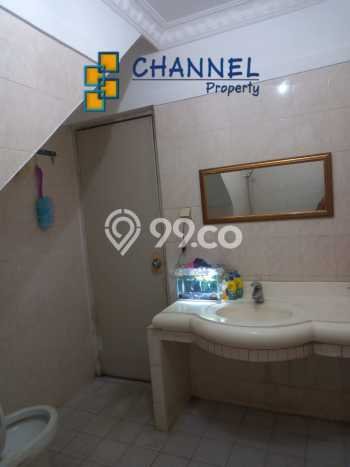 Siap Huni Hunian Elit 6 Kamar di BSD Dekat ke Mana Pun Siap Huni Hunian Elit 6 Kamar di BSD Dekat ke Mana Pun
