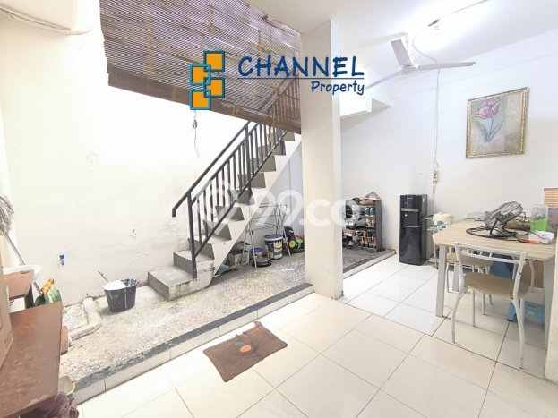 For Sale Rumah 2 Kamar Lokasi Strategis Nyaman dan Strategis di BSD For Sale Rumah 2 Kamar Lokasi Strategis Nyaman dan Strategis di BSD