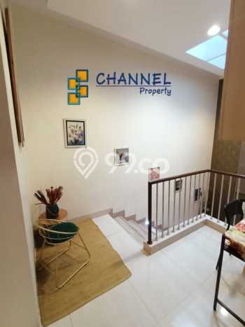 Jual Rumah Mewah Megah Dengan View Eksklusif di BSD Kencana Loka, Tangerang Jual Rumah Mewah Megah Dengan View Eksklusif di BSD Kencana Loka, Tangerang