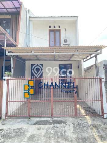Rumah Modern Cantik 2 KT Siap Huni di BSD Rumah Modern Cantik 2 KT Siap Huni di BSD