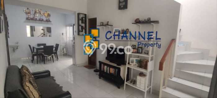 For Sale Rumah 3 Kamar Lokasi Ideal Bagus dan Strategis di BSD For Sale Rumah 3 Kamar Lokasi Ideal Bagus dan Strategis di BSD