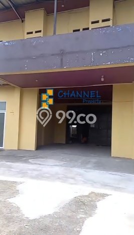Area Ramai! Gudang Dijual di Pagedangan untuk Bisnis Luas Bangunan 500m2 Area Ramai! Gudang Dijual di Pagedangan untuk Bisnis Luas Bangunan 500m2