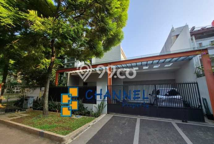 Rumah Elit Modern Tanpa Renovasi di BSD Kencana Loka Tangerang Rumah Elit Modern Tanpa Renovasi di BSD Kencana Loka Tangerang