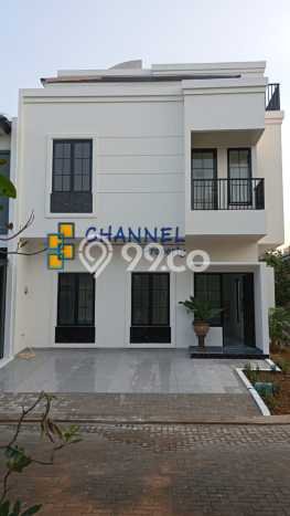For Sale Rumah 3 Kamar Lokasi Strategis Nyaman dan Strategis di BSD For Sale Rumah 3 Kamar Lokasi Strategis Nyaman dan Strategis di BSD