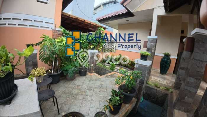 Rumah Eksklusif Siap Huni LT 362m2 di BSD, Tangerang Selatan Rumah Eksklusif Siap Huni LT 362m2 di BSD, Tangerang Selatan