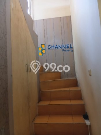 Rumah Eksklusif Siap Huni LT 205m2 di BSD, Tangerang Selatan Rumah Eksklusif Siap Huni LT 205m2 di BSD, Tangerang Selatan