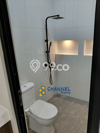 Dijual Rumah Premium dengan Fasilitas Sekitar Komplit di BSD, Tangerang Selatan Dijual Rumah Premium dengan Fasilitas Sekitar Komplit di BSD, Tangerang Selatan