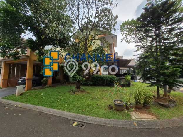Rumah Eksklusif Siap Huni LT 205m2 di BSD, Tangerang Selatan Rumah Eksklusif Siap Huni LT 205m2 di BSD, Tangerang Selatan