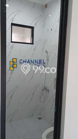 For Sale Rumah 3 Kamar Lokasi Strategis Nyaman dan Strategis di BSD For Sale Rumah 3 Kamar Lokasi Strategis Nyaman dan Strategis di BSD