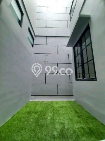Rumah Luxury Modern Siap Huni di BSD Griya Loka Tangerang Rumah Luxury Modern Siap Huni di BSD Griya Loka Tangerang