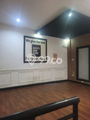 Unit Komersial Disewakan di Tangerang Area Strategis Harga Kompetitif Unit Komersial Disewakan di Tangerang Area Strategis Harga Kompetitif