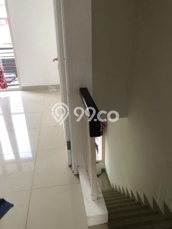 Rumah Luas Asri 3 KT Siap Pakai di BSD Residence One Tangerang Rumah Luas Asri 3 KT Siap Pakai di BSD Residence One Tangerang