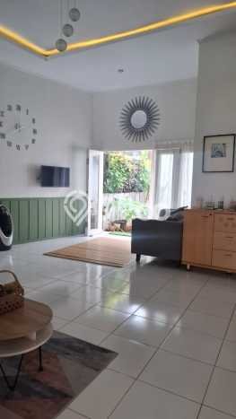 Hunian Cantik Minimalis Lb 100m2 di BSD, Tangerang Selatan Hunian Cantik Minimalis Lb 100m2 di BSD, Tangerang Selatan