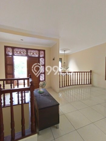 Disewakan Hunian Konsep Modern di BSD Tangerang Selatan dengan 4 KT Disewakan Hunian Konsep Modern di BSD Tangerang Selatan dengan 4 KT