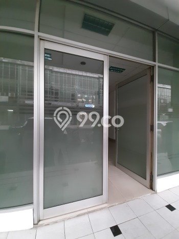 Ruko Disewakan di Area Ramai Serpong, Tangerang Selatan Ruko Disewakan di Area Ramai Serpong, Tangerang Selatan